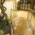إيه أس فندق 4*