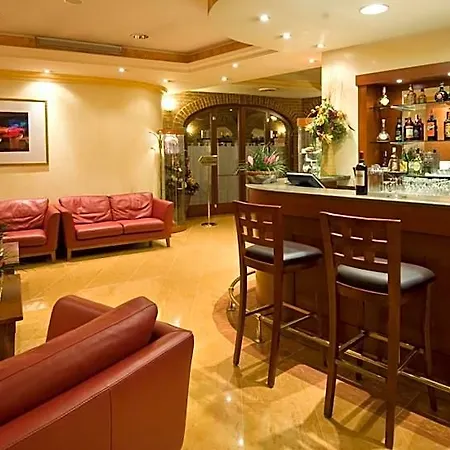 As 4*